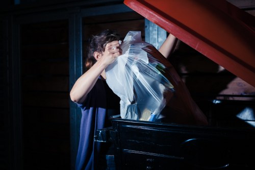 Waste removal services available in Eltham