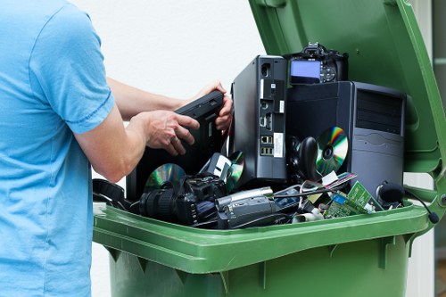 Choosing a reliable waste clearance service in Eltham