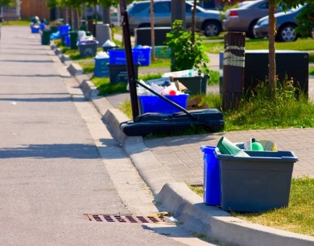 Eco-friendly disposal during flat clearance
